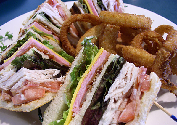Club Sandwich with Onion Rings